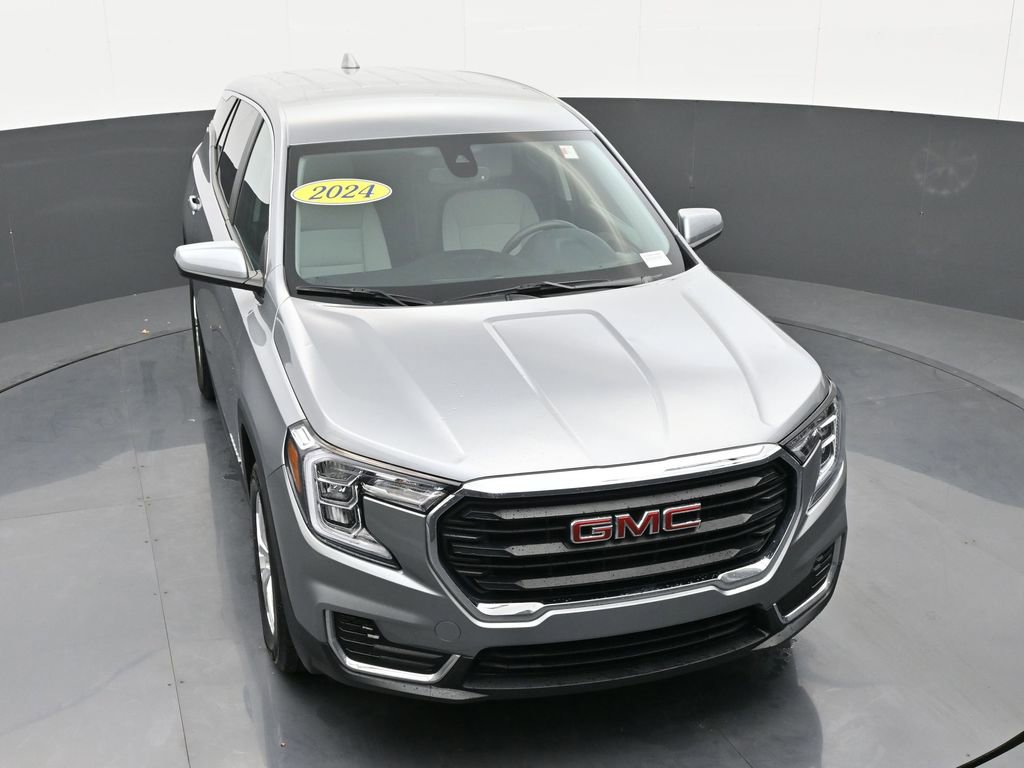 Used 2024 GMC Terrain SLE image 33