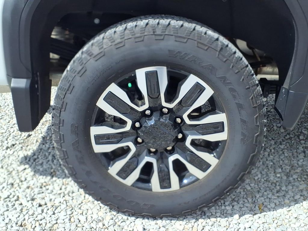 Used 2025 GMC Sierra 3500 Denali Ultimate AWD/4WD image 21