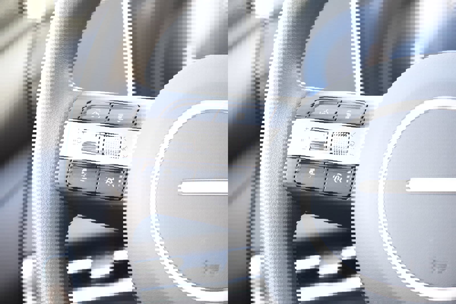 New 2026 Hyundai Tucson SEL image 18