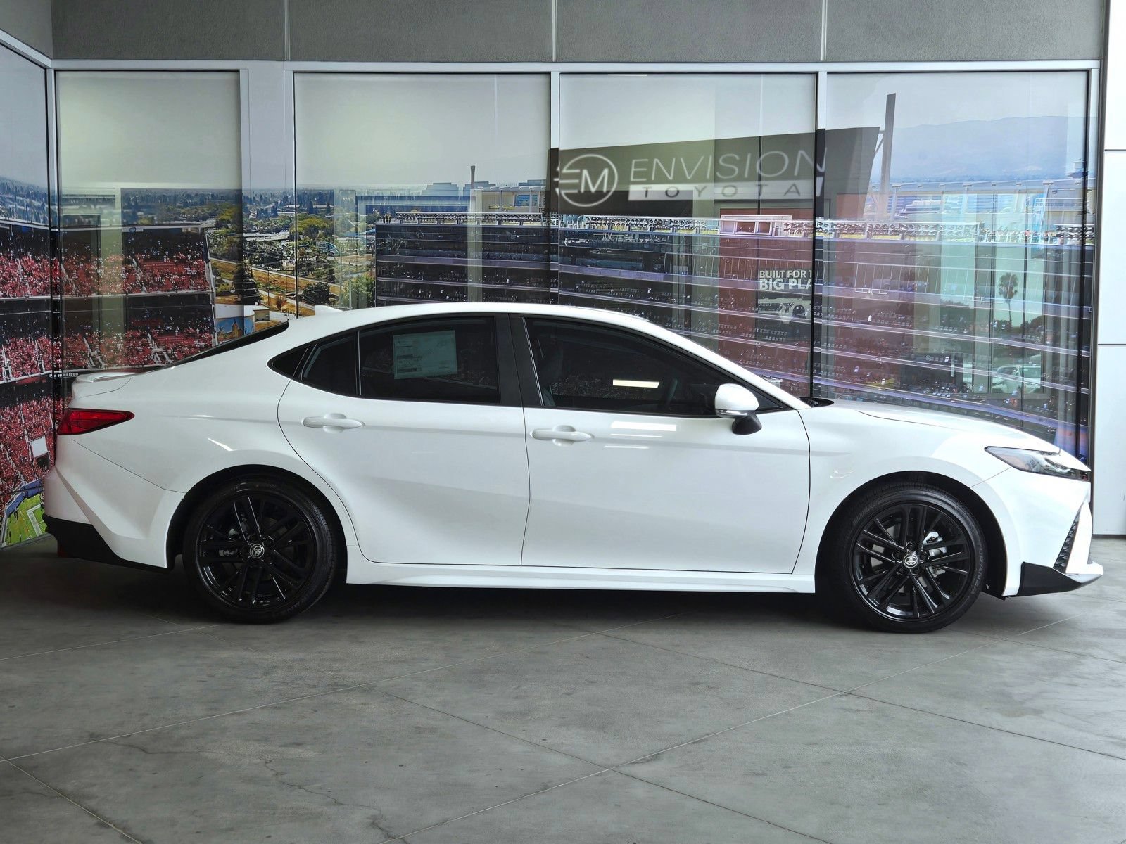 Certified 2026 Toyota Camry SE w/ Convenience Package FWD image 4