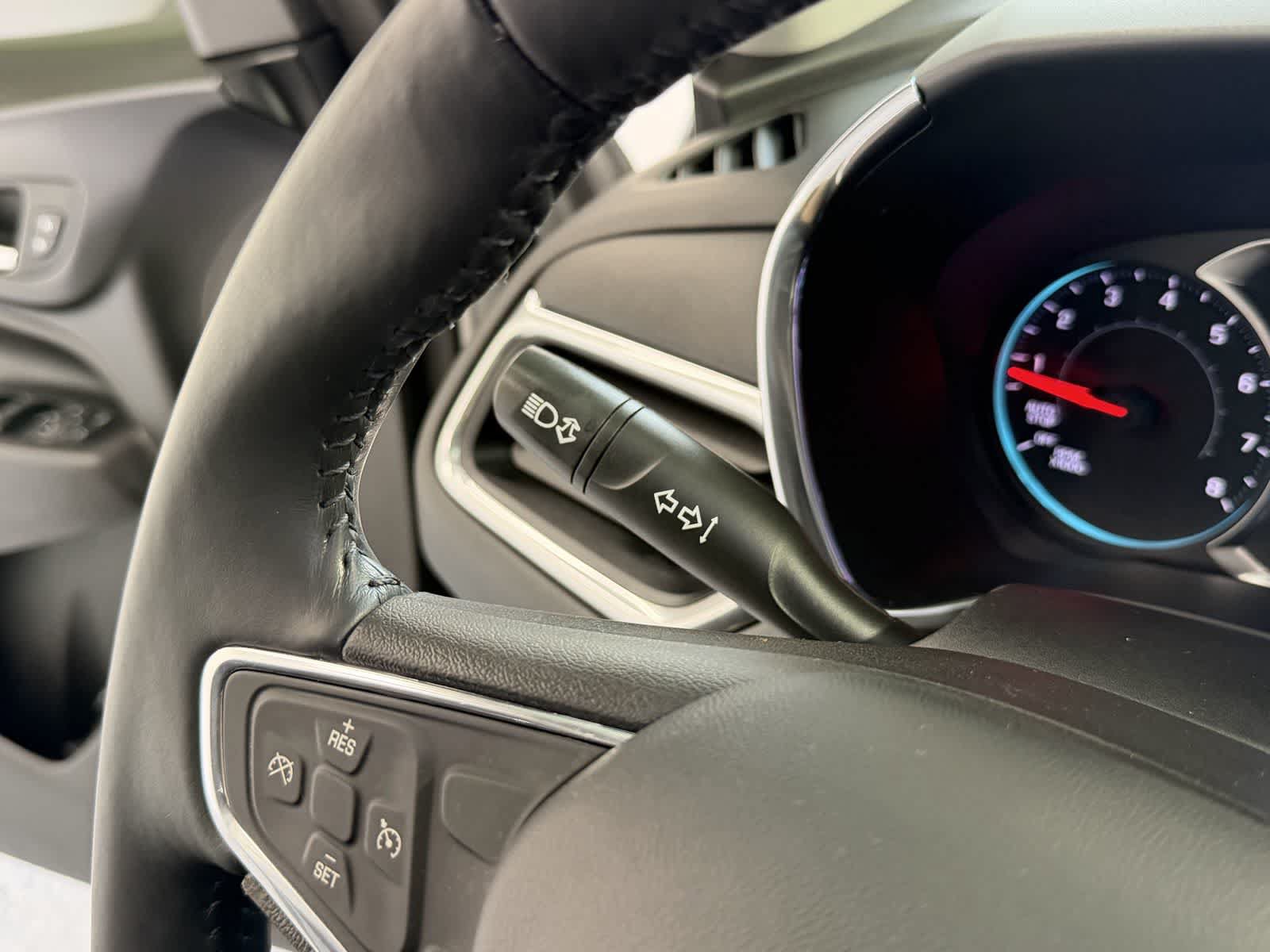Used 2019 Chevrolet Equinox LT AWD/4WD image 17