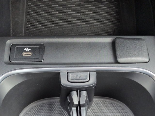 Certified 2024 Mercedes-Benz GLB 35 AMG 4MATIC image 23