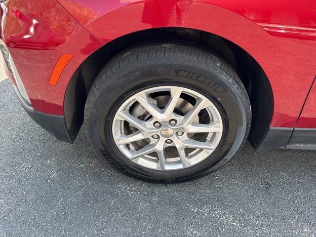 Used 2024 Chevrolet Equinox LT w/ LPO, Floor Liner Package FWD image 19