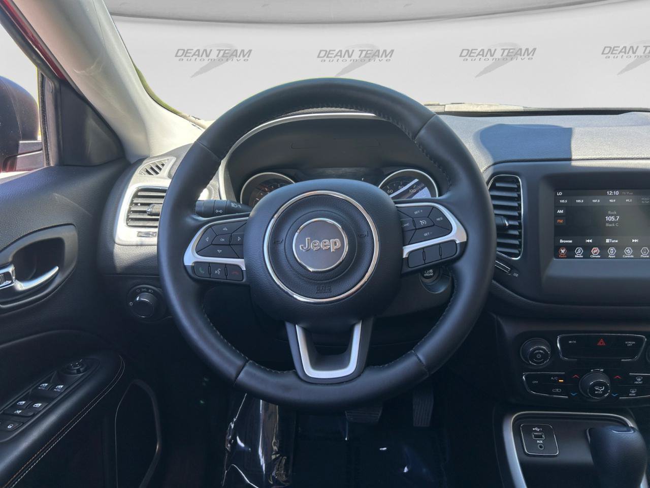Used 2021 Jeep Compass Sport w/ Cold Weather Group FWD image 15