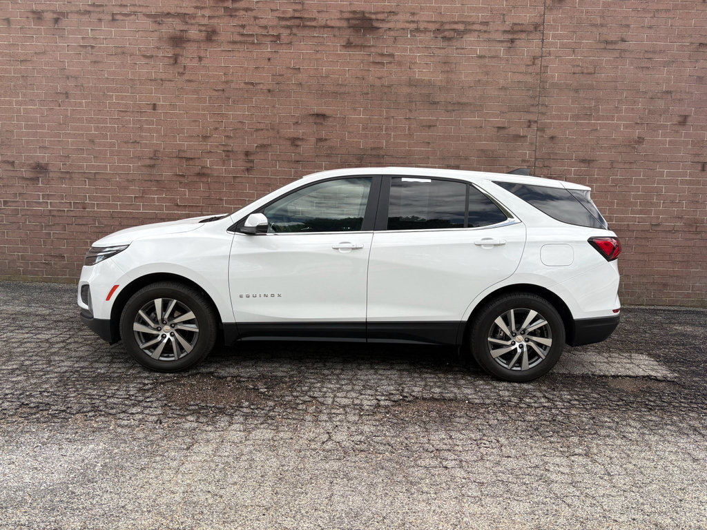 Used 2024 Chevrolet Equinox LT AWD/4WD image 2