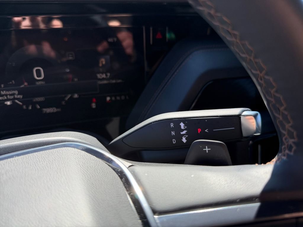 Certified 2025 GMC Yukon XL AT4 AWD/4WD image 21