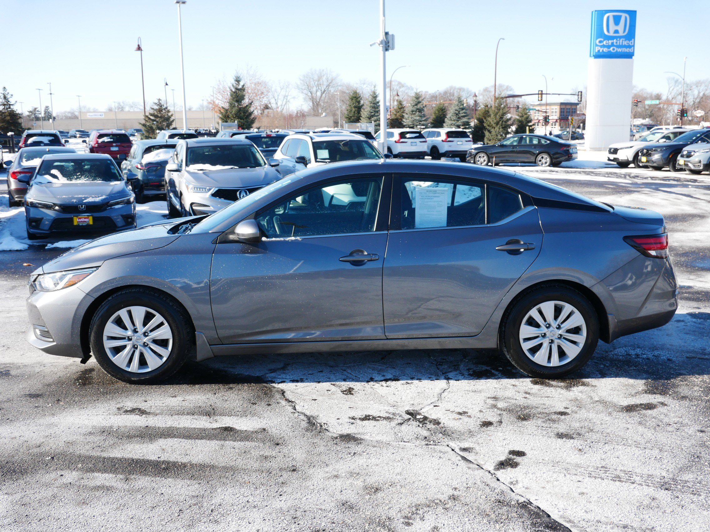 Used 2022 Nissan Sentra S image 4