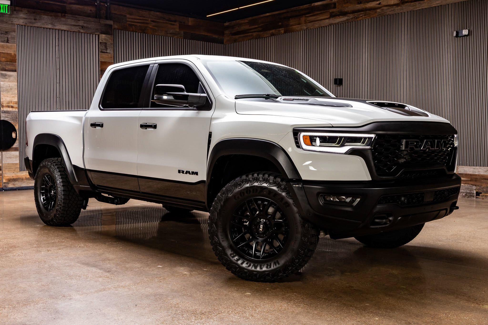 Used 2025 RAM 1500 RHO w/ RHO Level 1 Equipment Group