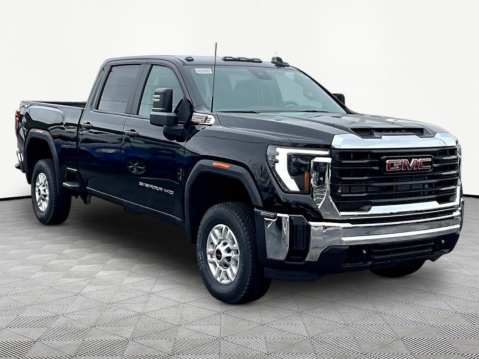 New 2026 GMC Sierra 2500 Pro AWD/4WD image 3