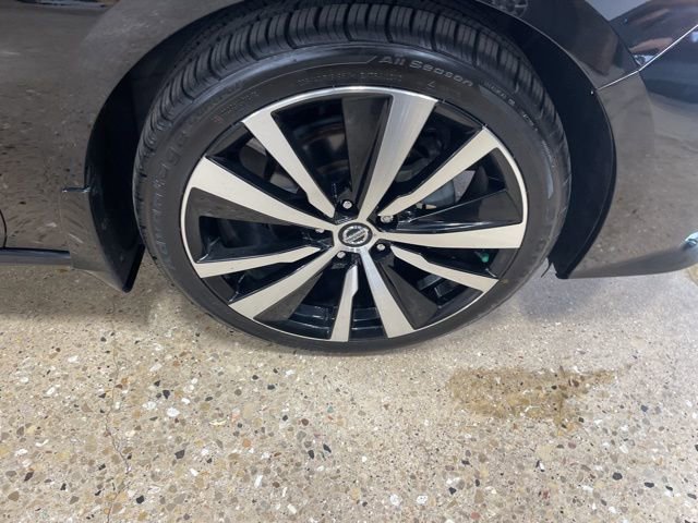 Certified 2020 Nissan Altima 2.5 Platinum image 38