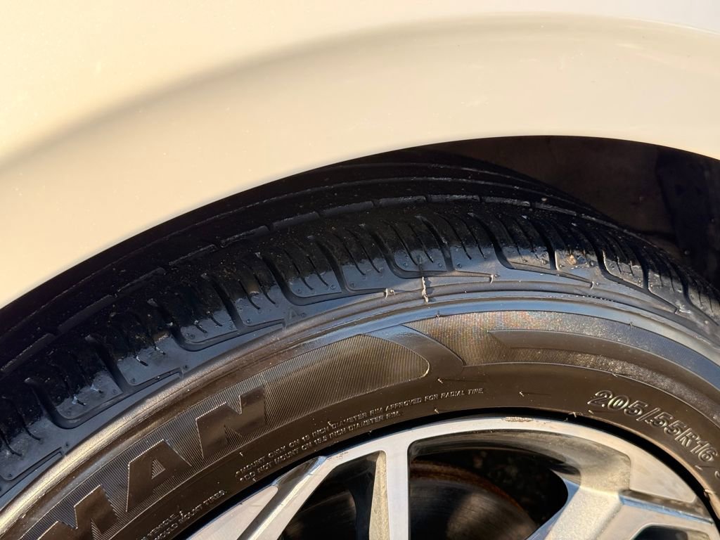 Used 2023 Kia Forte LXS image 11