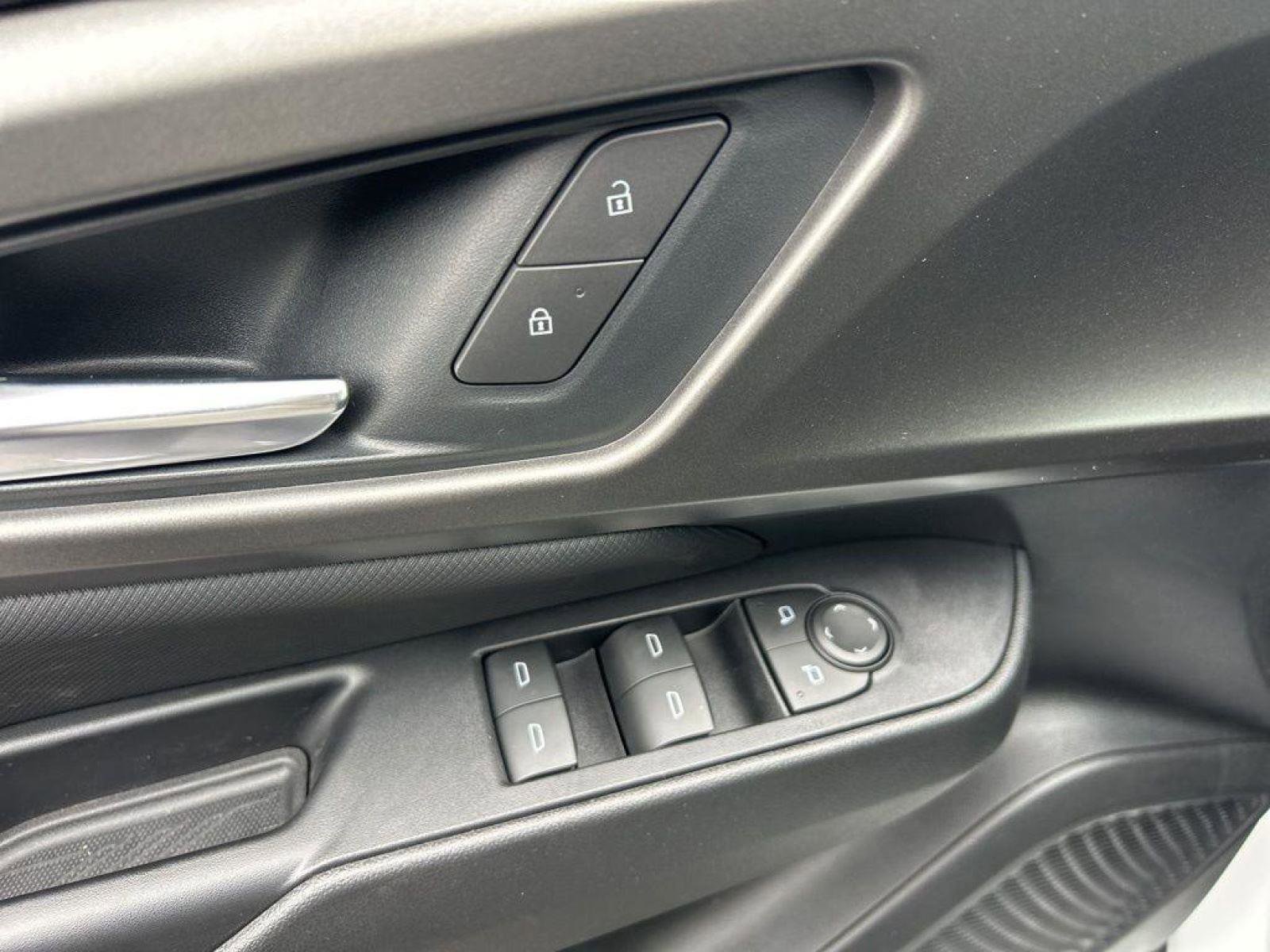 New 2026 Chevrolet Equinox EV LT FWD image 13