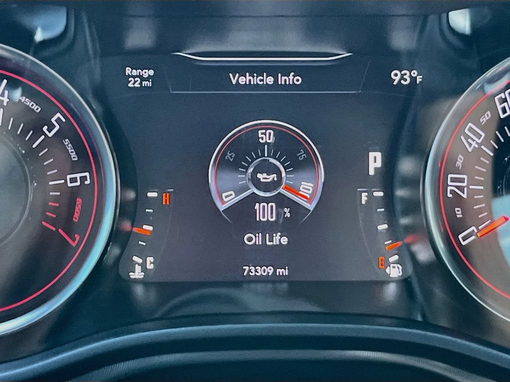 Used 2022 Dodge Challenger GT RWD image 12