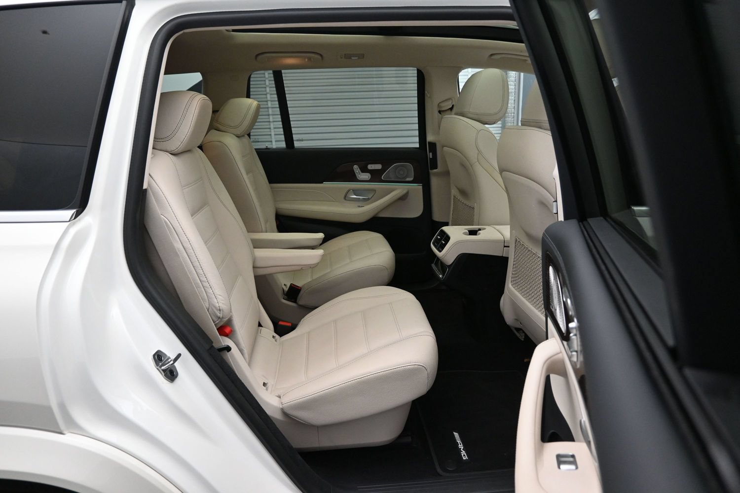 Used 2022 Mercedes-Benz GLS 450 4MATIC image 13