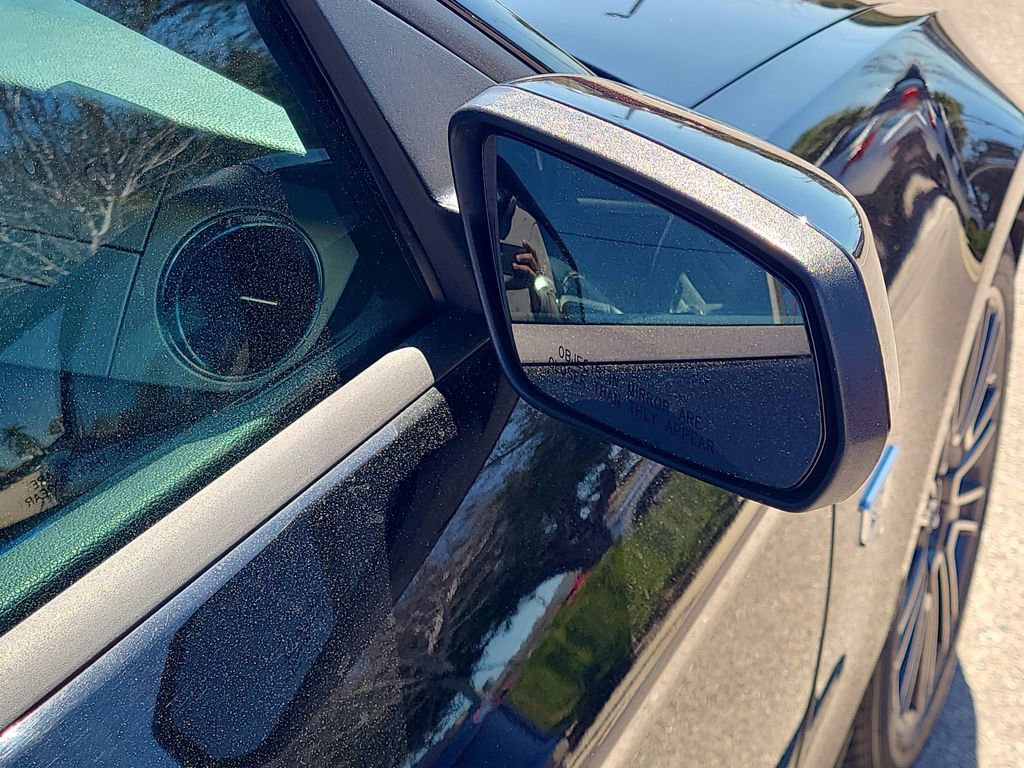 Used 2010 Ford Mustang GT image 15