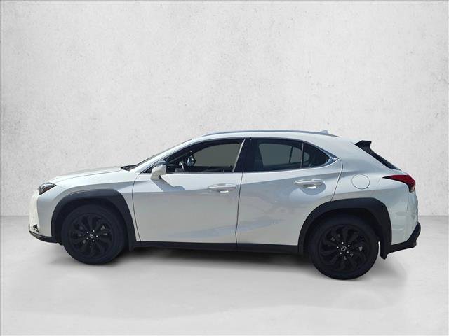 Used 2022 Lexus UX 200 w/ Accessory Package (Z2) FWD image 5
