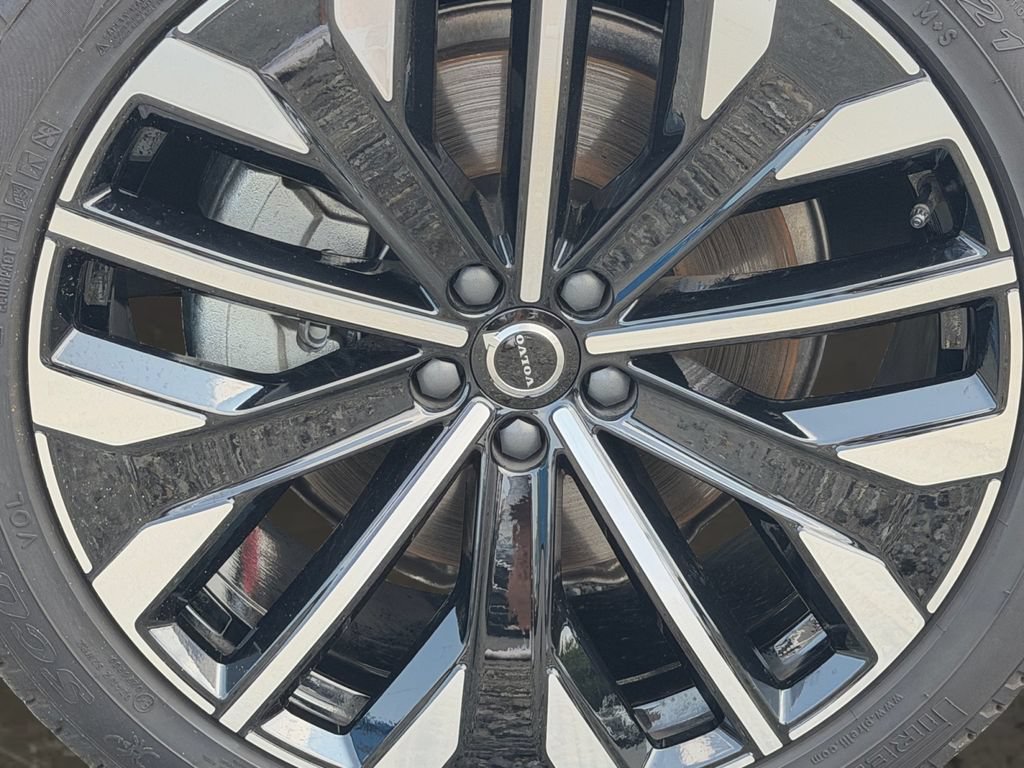 Certified 2026 Volvo XC90 B6 Ultra AWD/4WD image 29