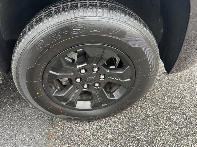 Used 2019 Chevrolet Suburban LT image 14