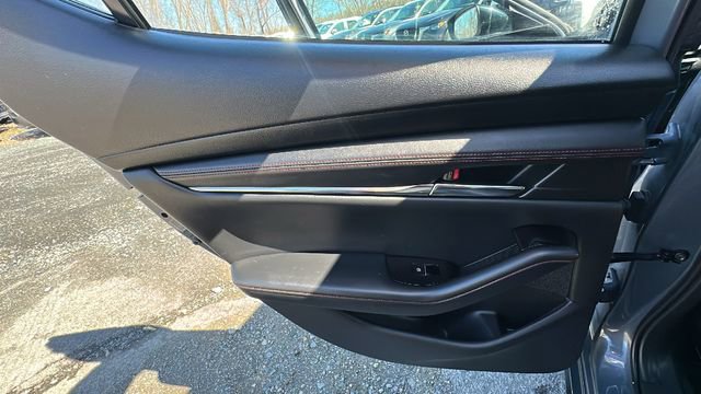 Used 2024 MAZDA MAZDA3 s image 30
