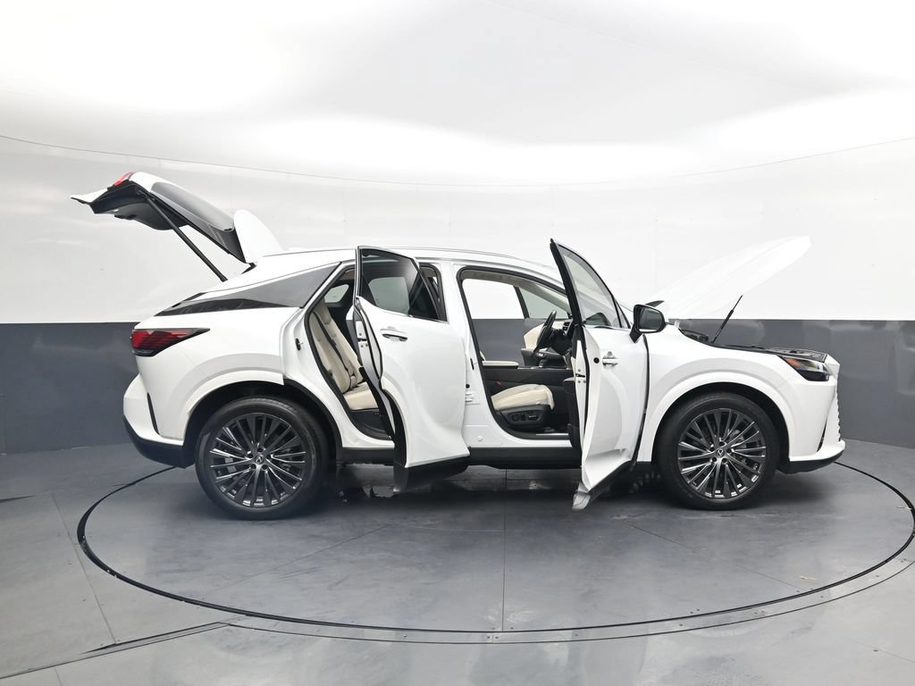 Used 2023 Lexus RX 350 w/ Accessory Package (2T) AWD/4WD image 44