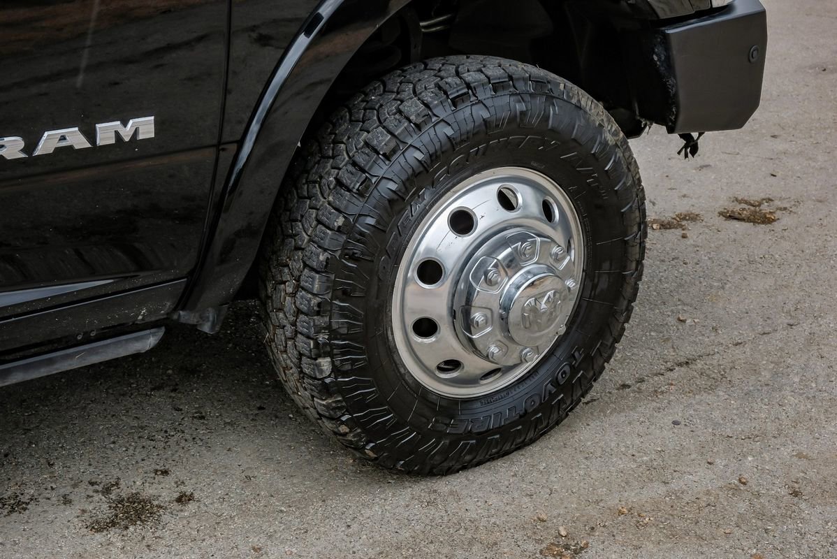 Used 2022 RAM 3500 Laramie image 61