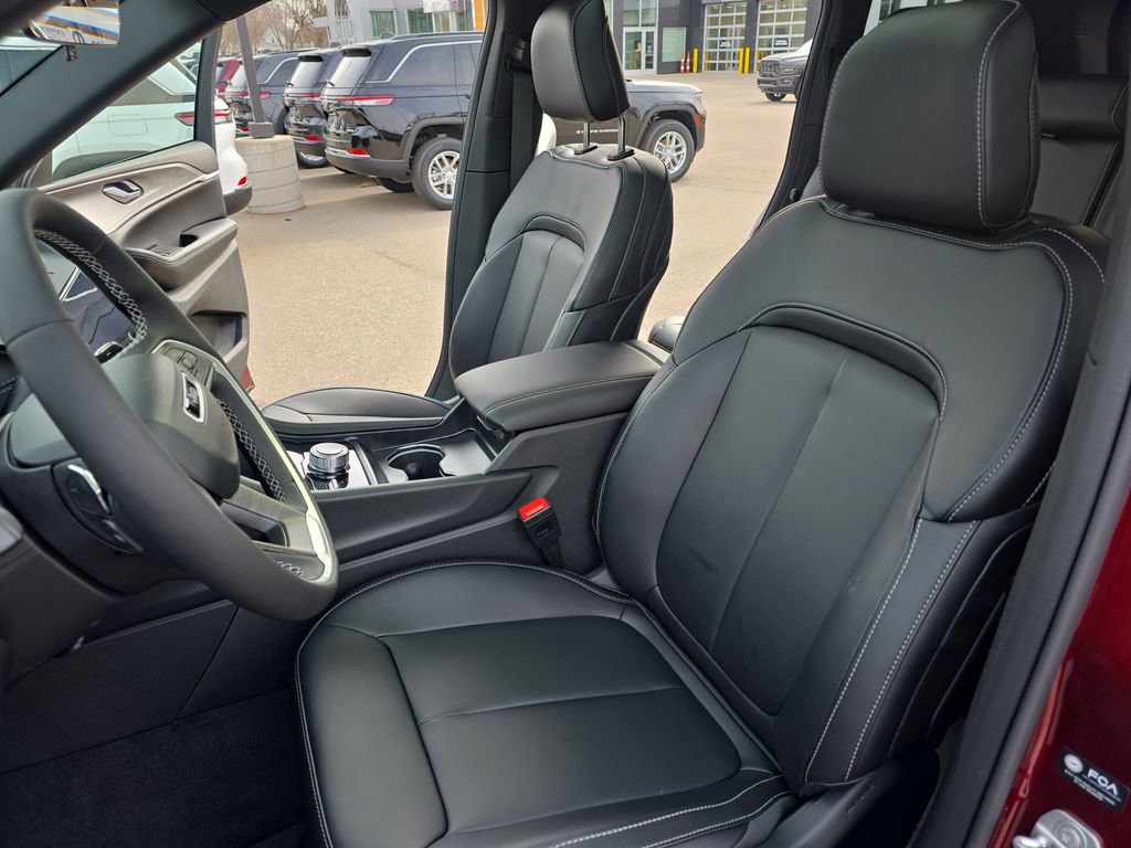 New 2026 Jeep Grand Cherokee Limited image 15