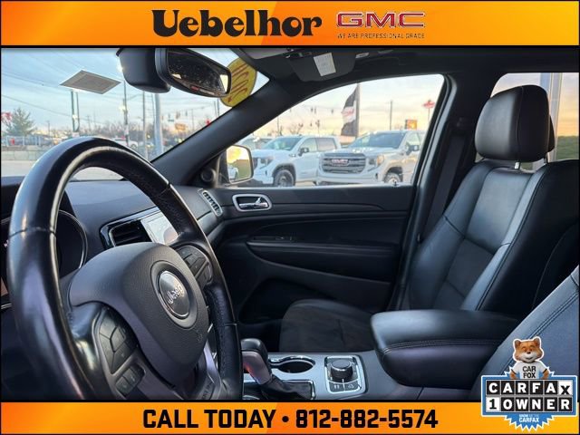 Used 2020 Jeep Grand Cherokee Laredo w/ Quick Order Package 2BN North image 21