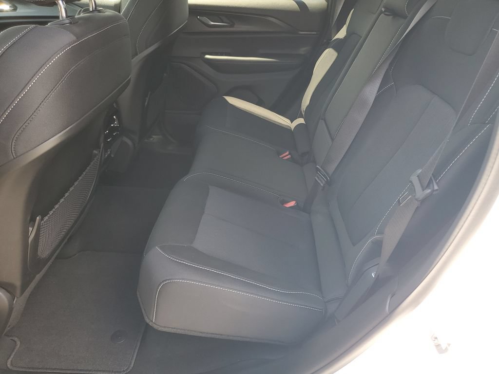 Used 2025 Jeep Grand Cherokee Laredo X w/ Luxury Tech Group I AWD/4WD image 22