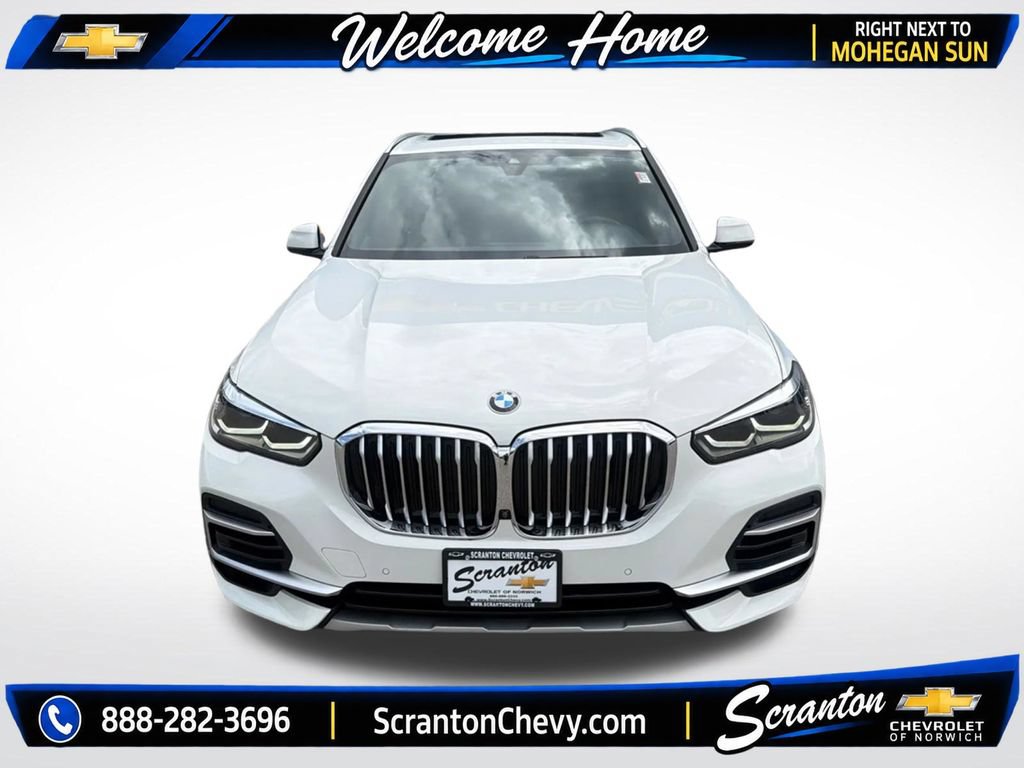 Used 2022 BMW X5 xDrive40i w/ Parking Assistance Package AWD/4WD video 2