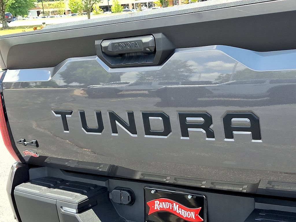 Used 2023 Toyota Tundra SR5 w/ SR5 Convenience Package AWD/4WD image 31
