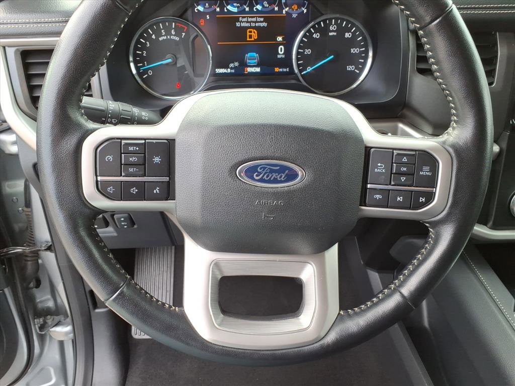 Used 2024 Ford Expedition XLT image 19