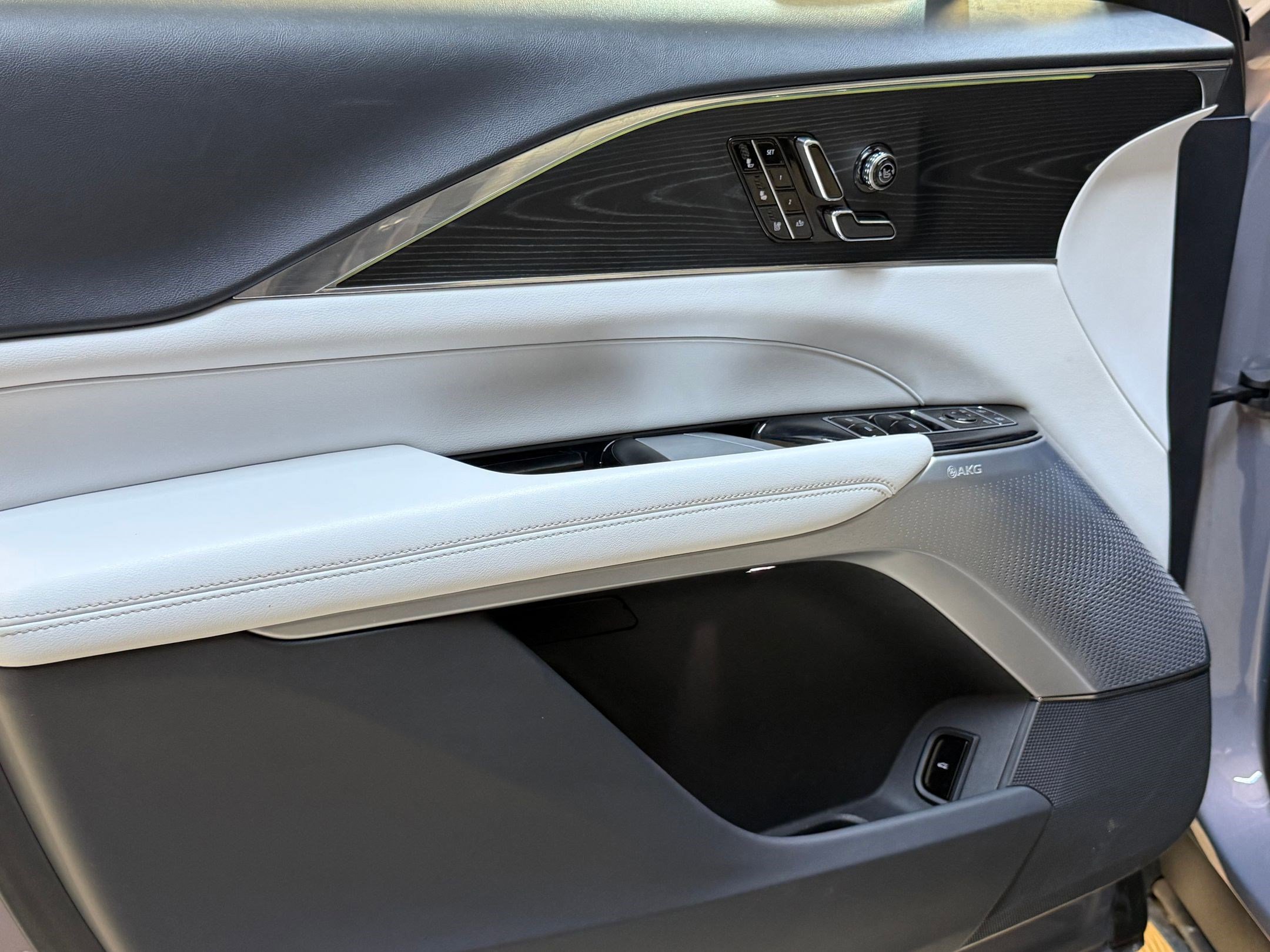 Certified 2024 Cadillac Lyriq Sport image 13