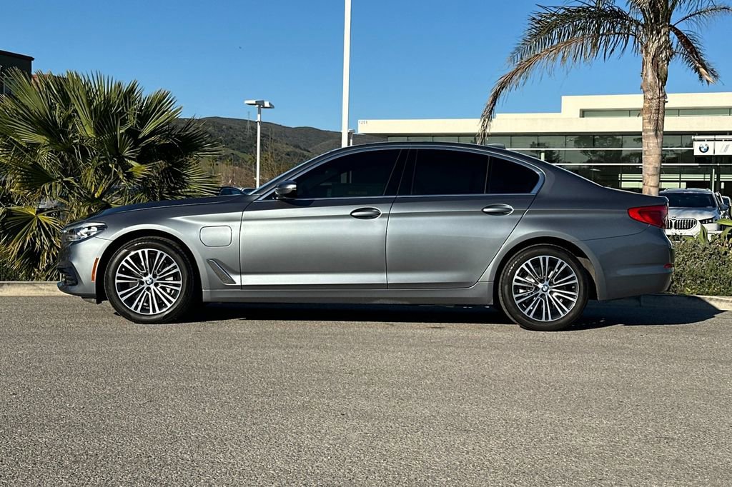 Used 2020 BMW 530e w/ Convenience Package image 6