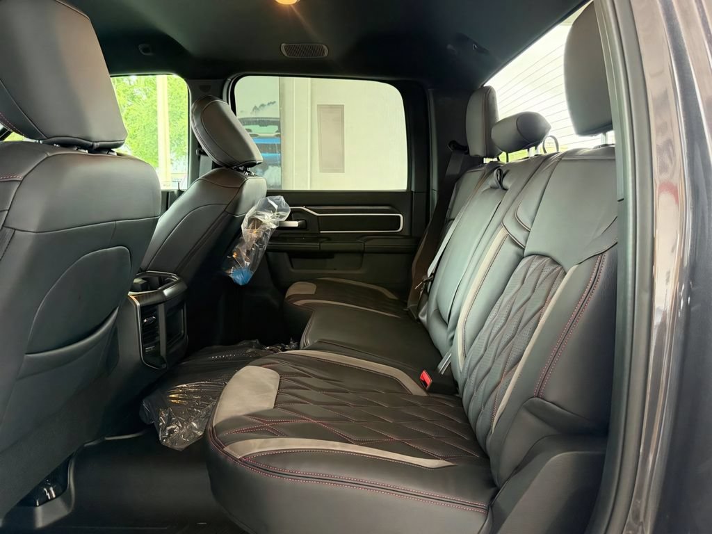 New 2026 RAM 2500 Big Horn AWD/4WD image 22