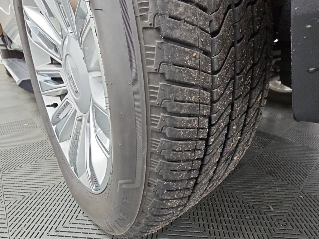 Used 2019 Cadillac Escalade ESV Platinum RWD image 51