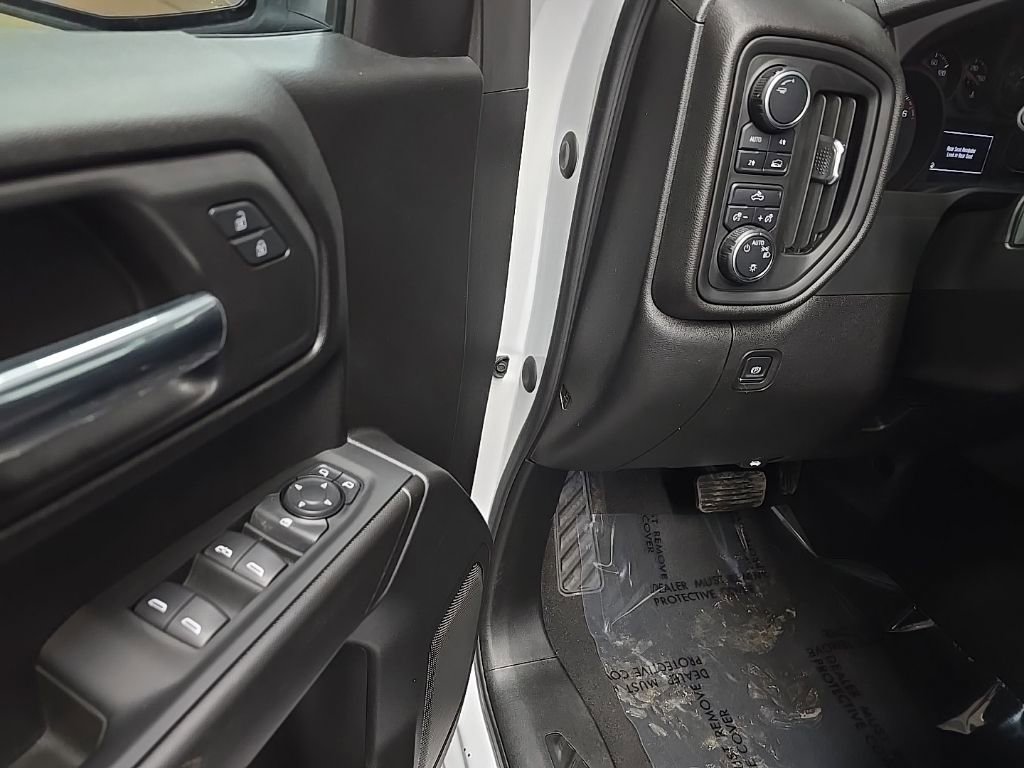 Used 2024 Chevrolet Silverado 1500 Custom image 27