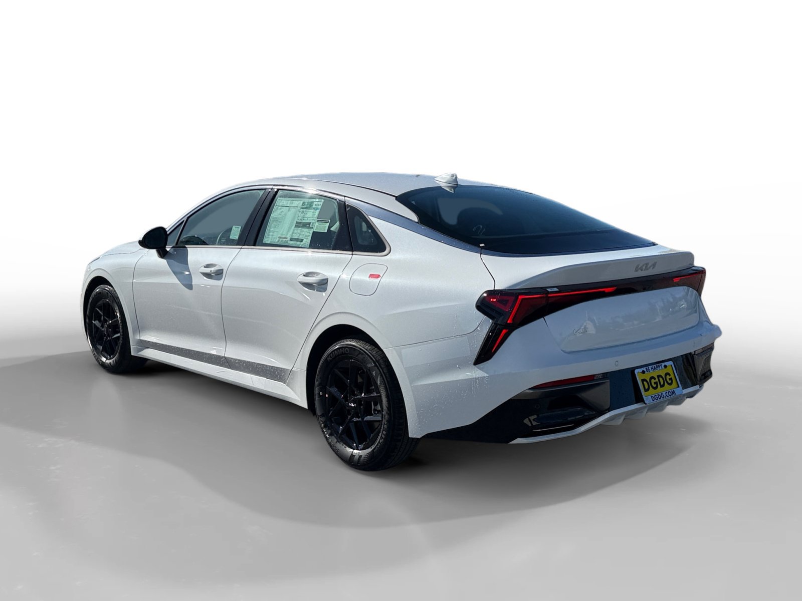 New 2026 Kia K5 LXS FWD image 3