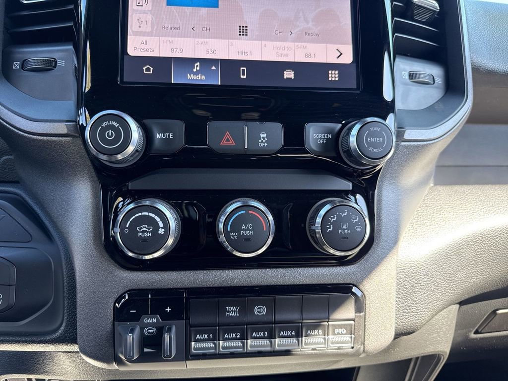 New 2026 RAM 5500 Tradesman AWD/4WD image 22