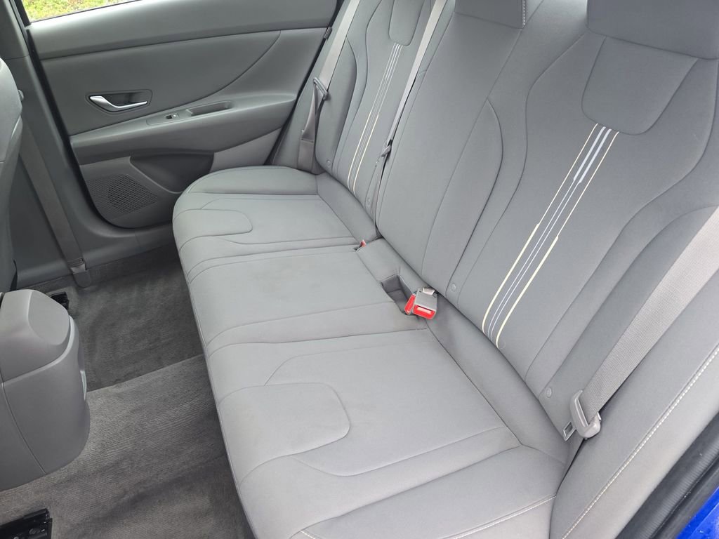 Used 2024 Hyundai Elantra SEL image 13