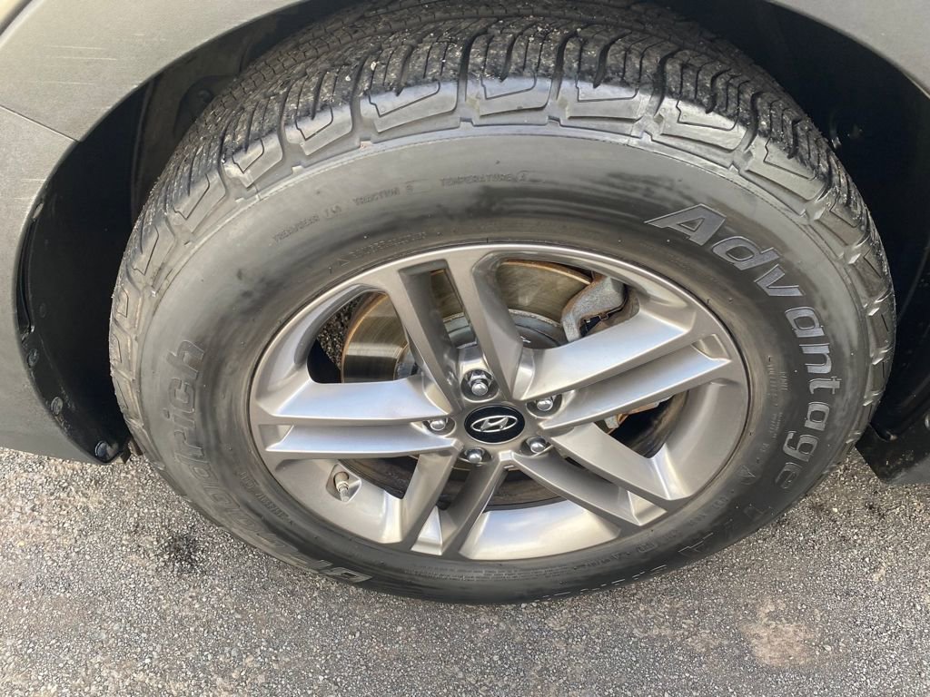 Used 2017 Hyundai Santa Fe Sport image 27