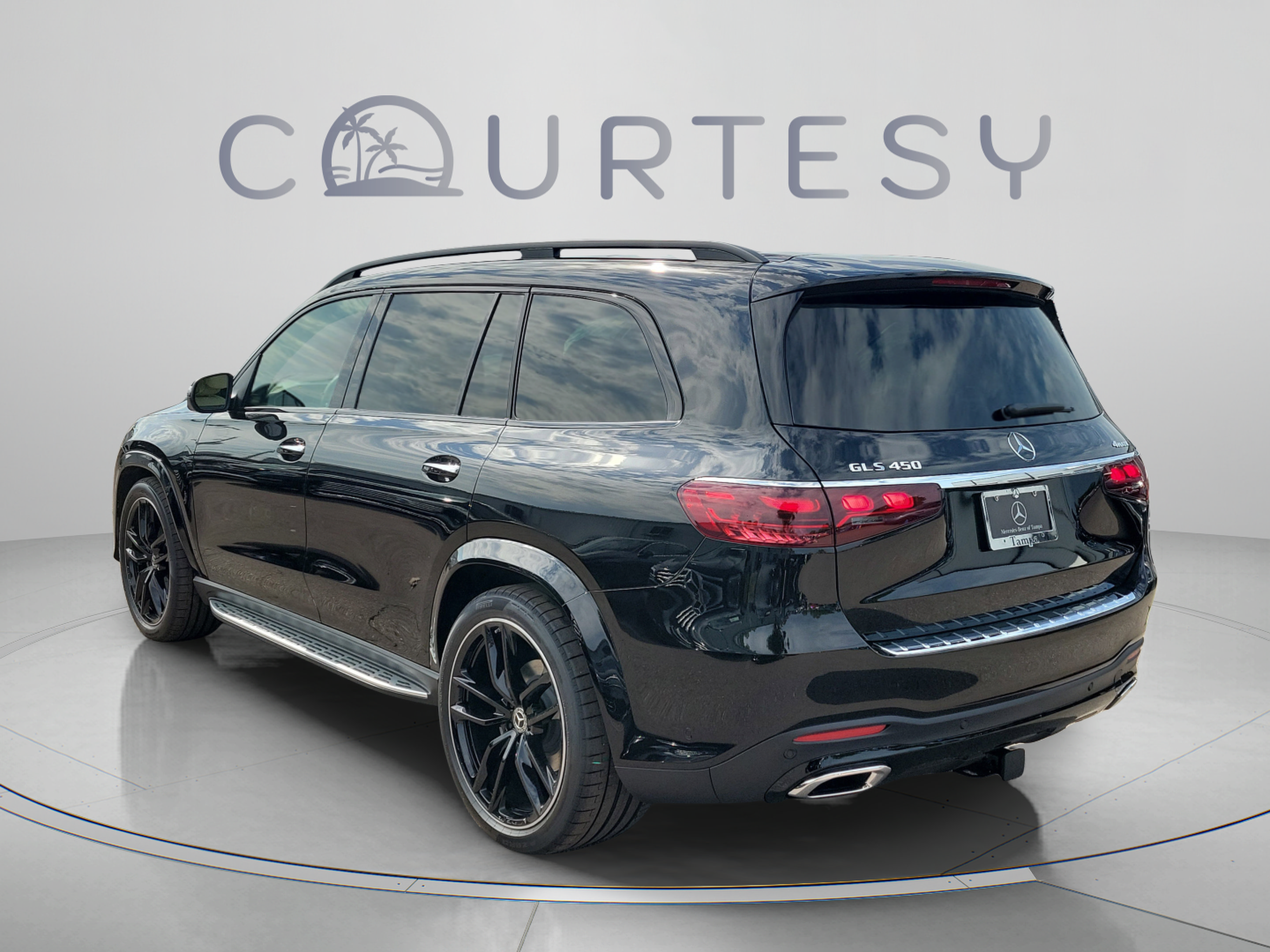New 2026 Mercedes-Benz GLS 450 4MATIC image 2