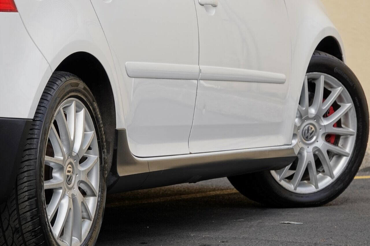 Used 2007 Volkswagen GTI 4-Door image 46