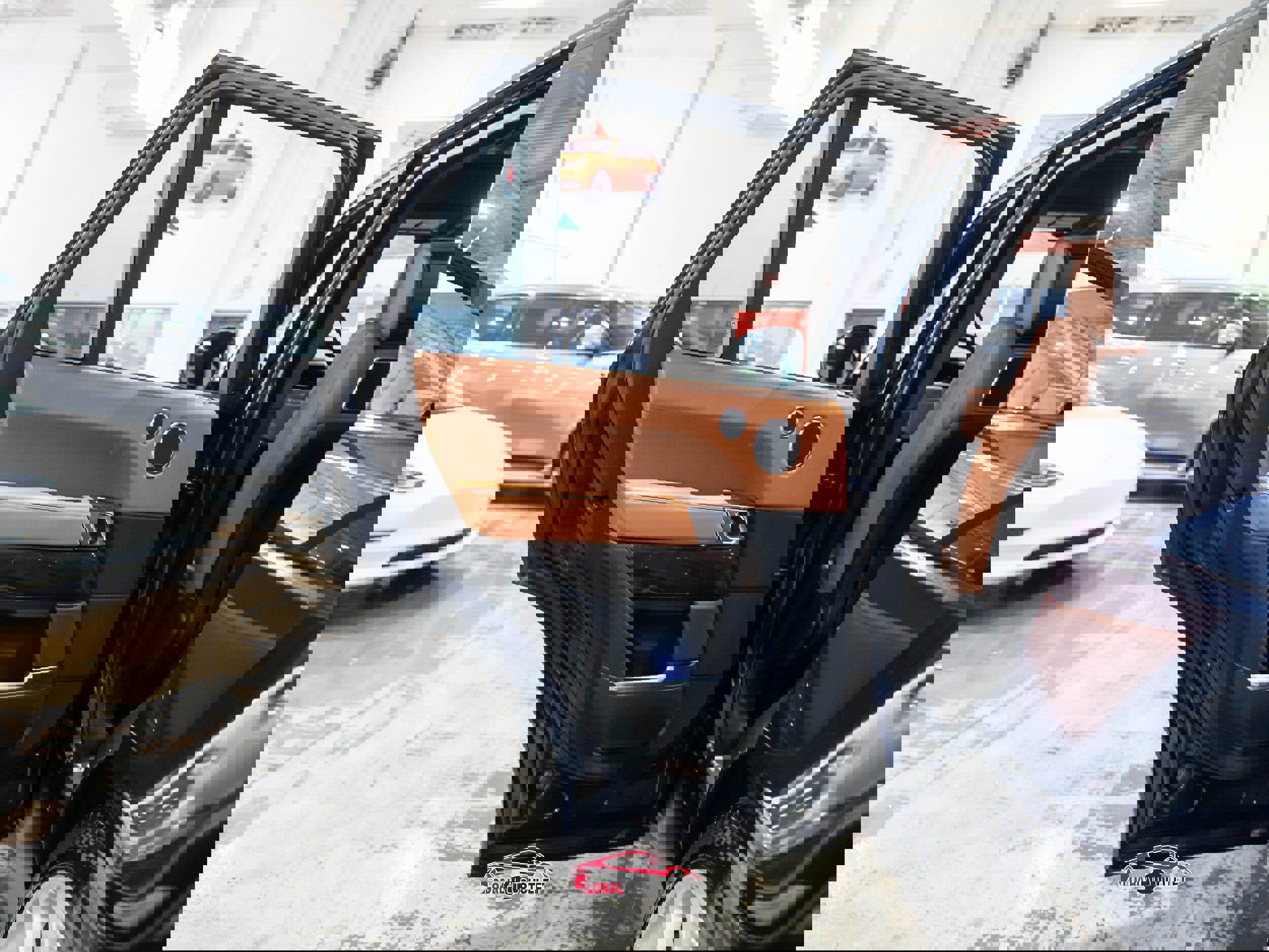 Used 2016 Land Rover Range Rover Autobiography image 48