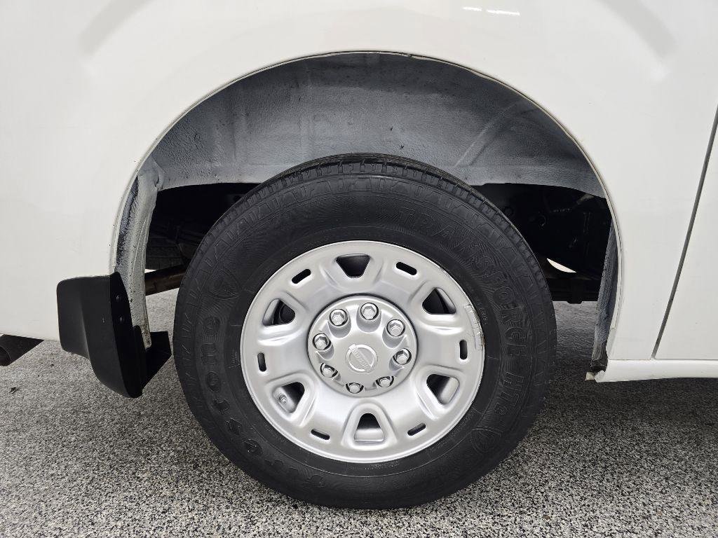 Used 2017 Nissan NV 2500 SV w/ Technology Package RWD image 25