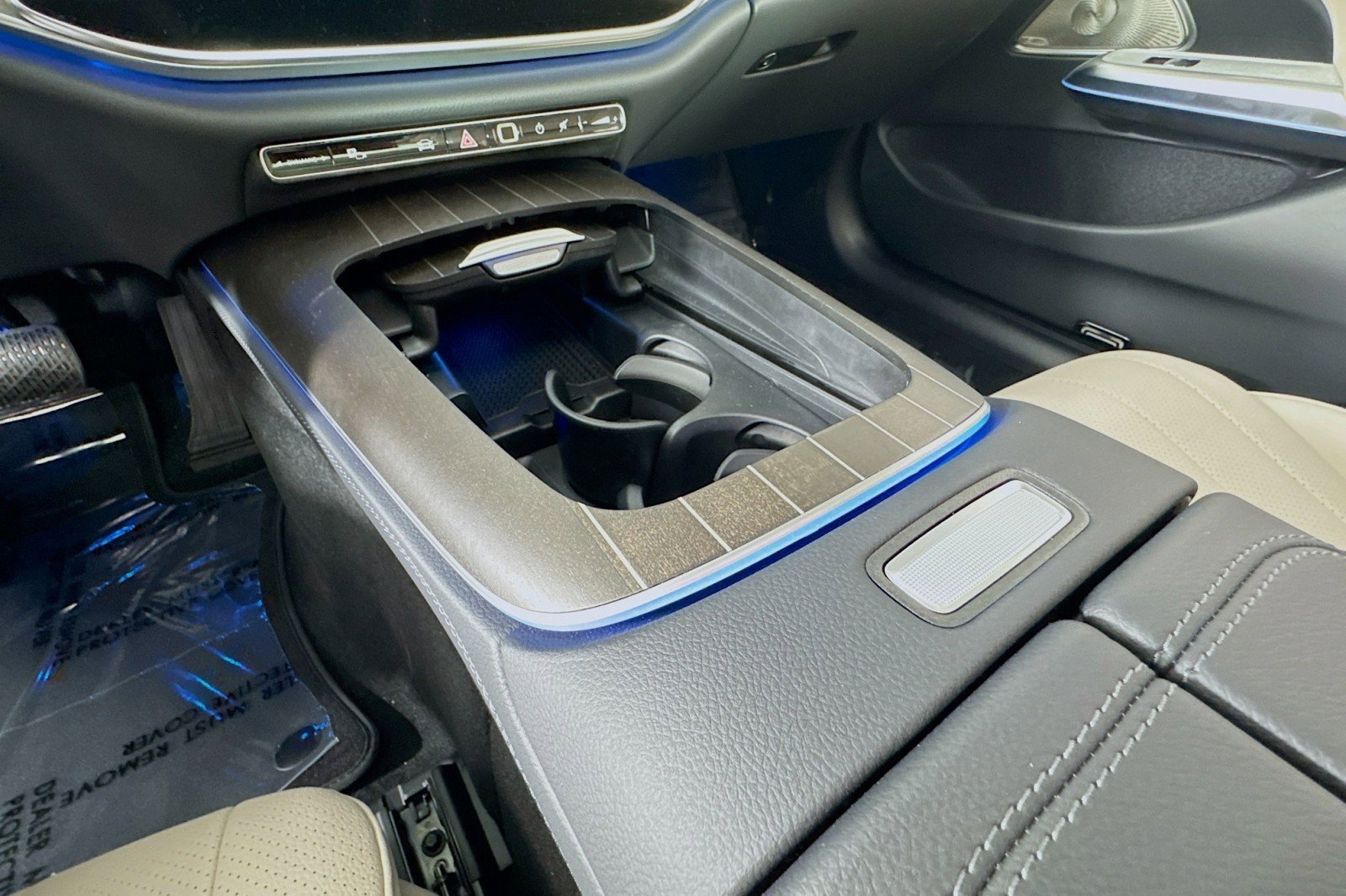 New 2026 Mercedes-Benz E 450 4MATIC Sedan image 5