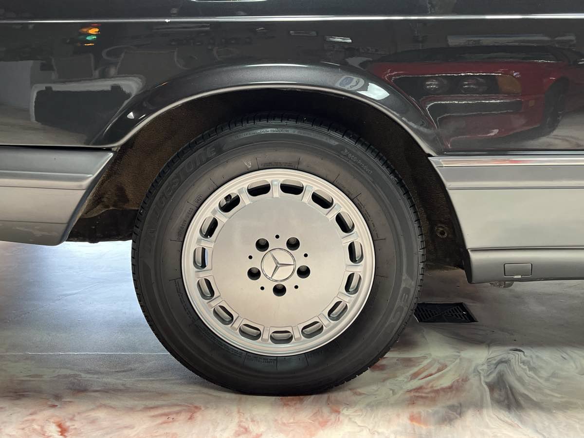 Used 1990 Mercedes-Benz 560 SEC image 19