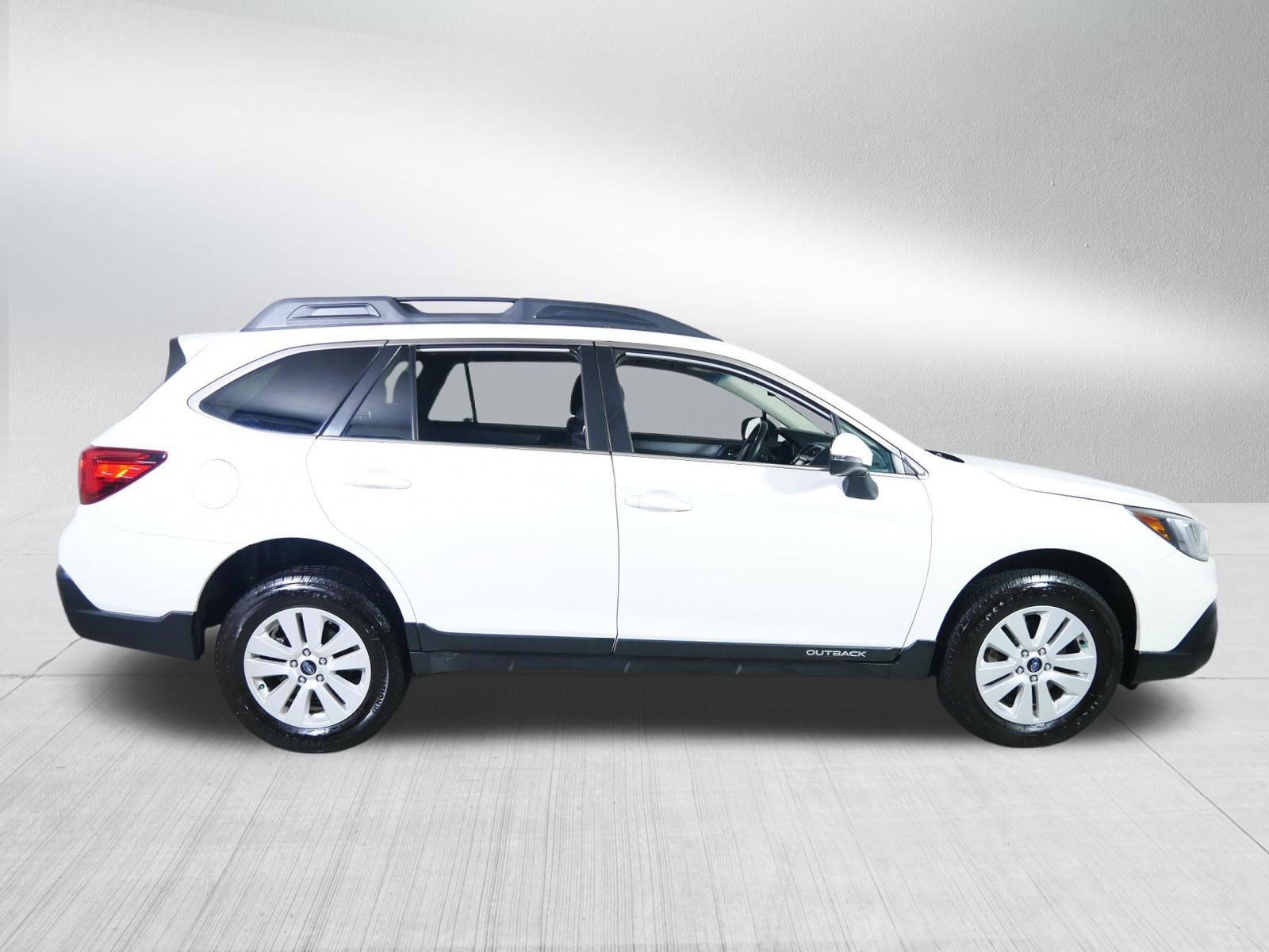 Used 2019 Subaru Outback 2.5i Premium image 8