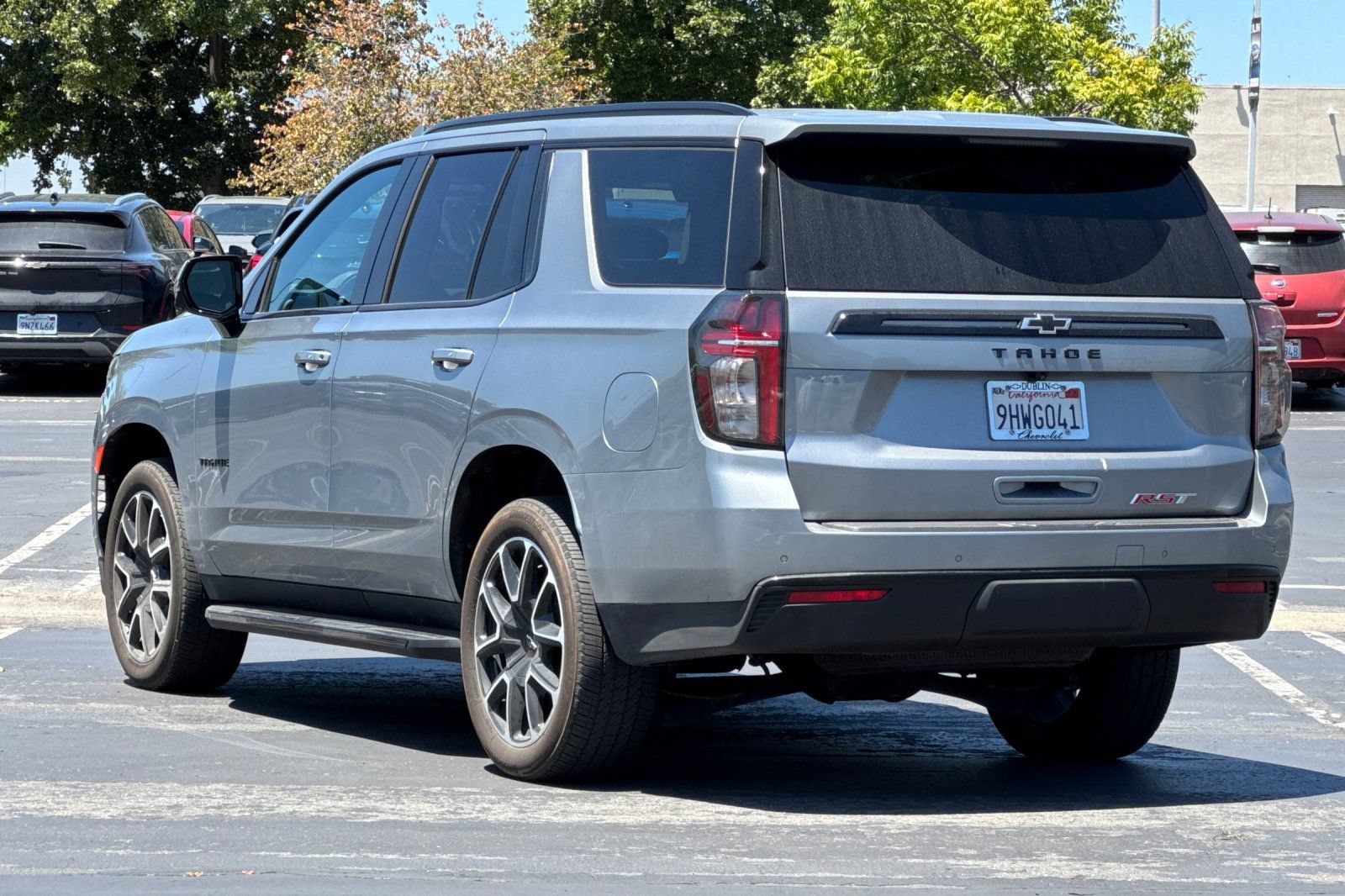 Used 2023 Chevrolet Tahoe RST w/ Luxury Package AWD/4WD image 6