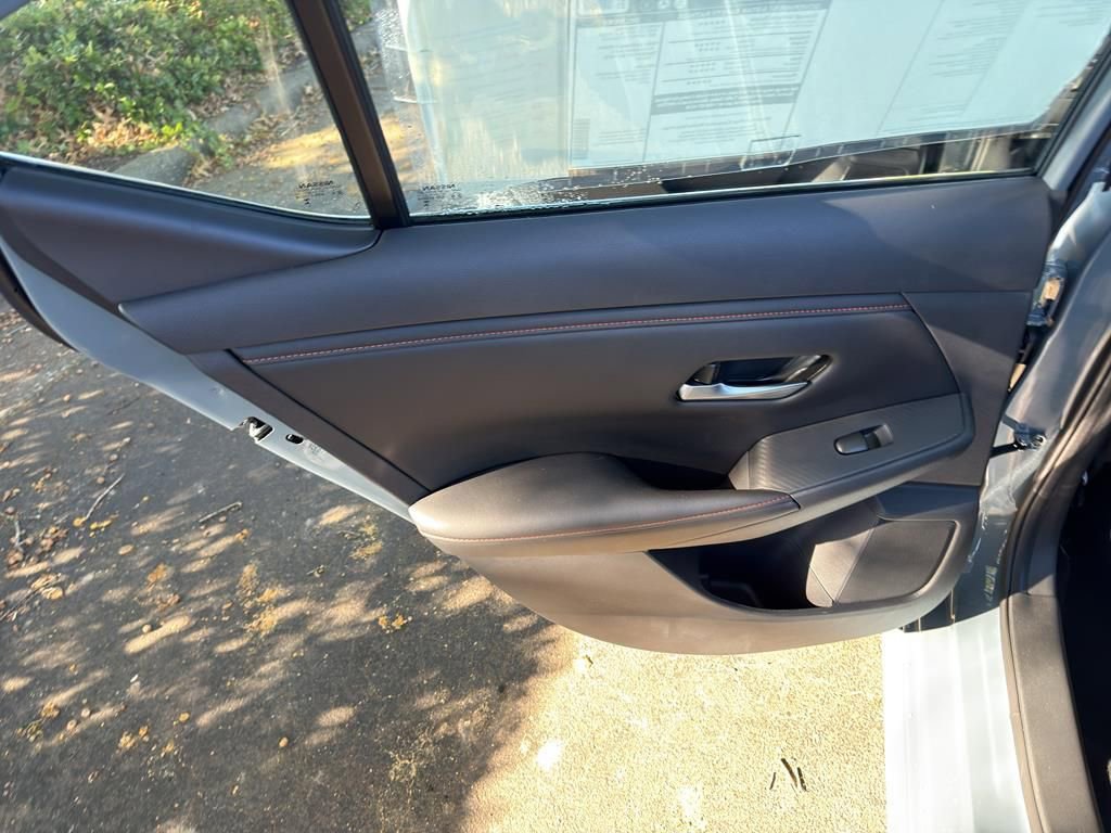 New 2025 Nissan Sentra SR image 27