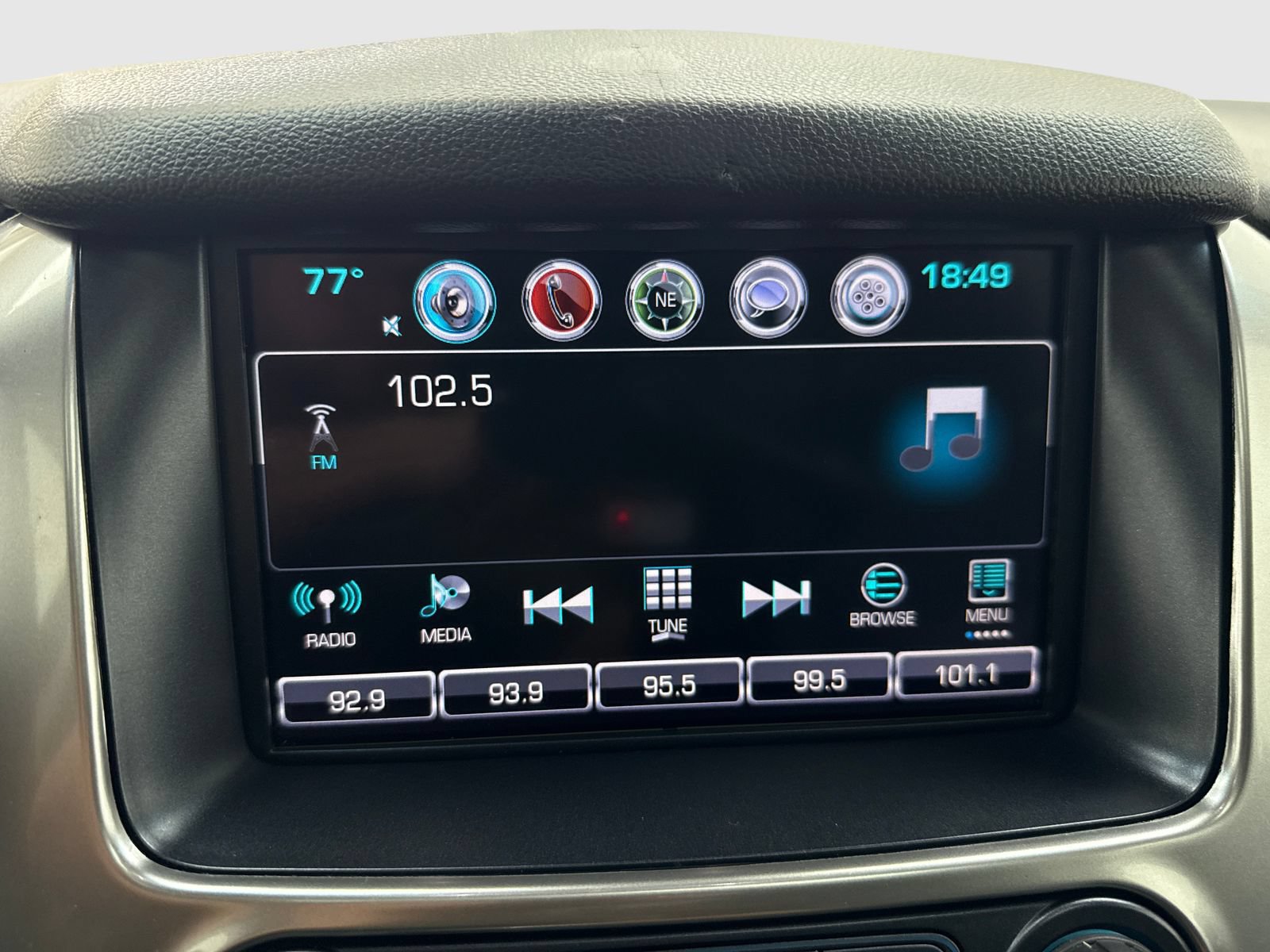 Used 2017 Chevrolet Tahoe Premier AWD/4WD image 27